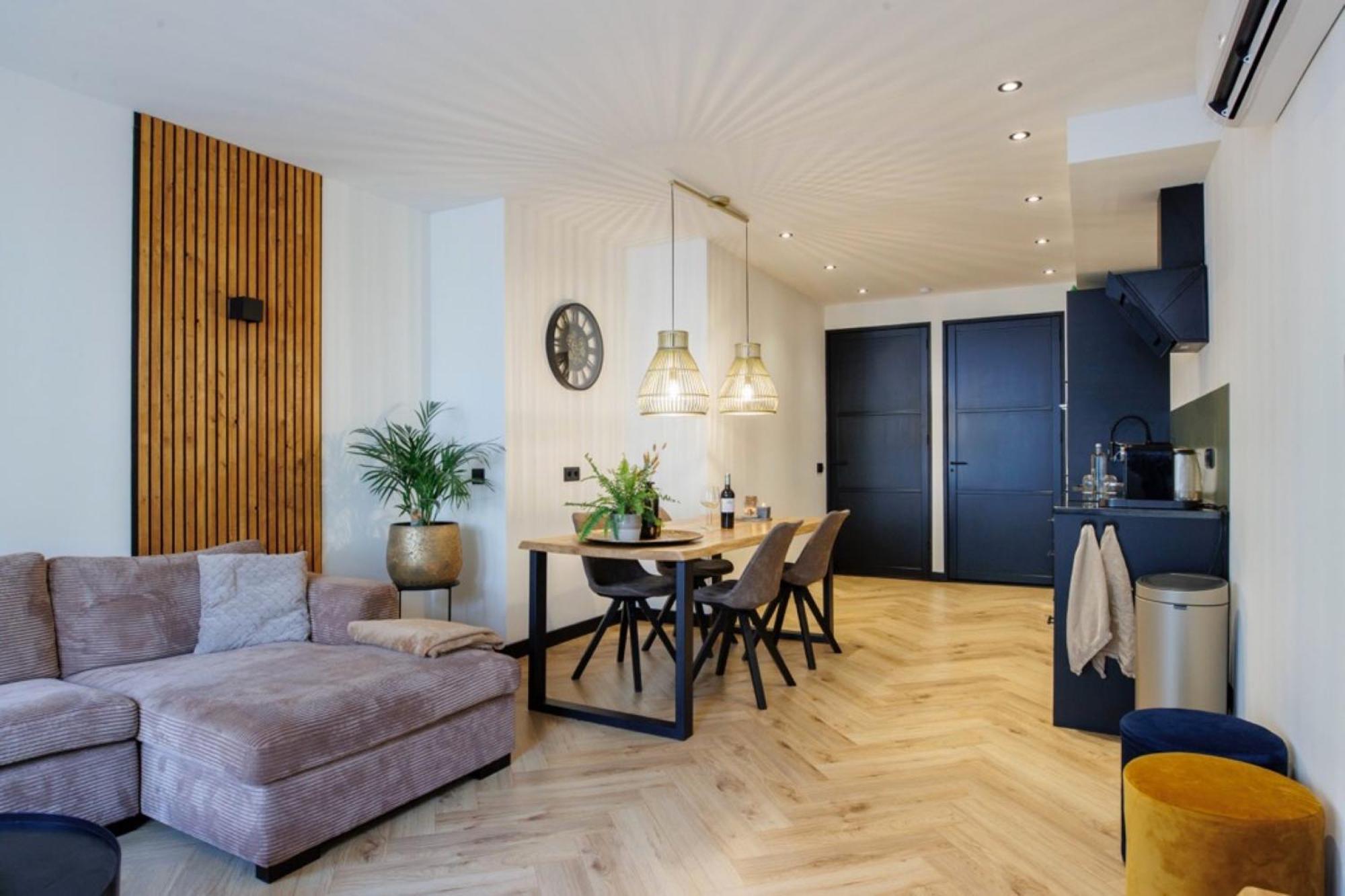 In De Mid - Prachtige Appartementen In Hartje Joure Bagian luar foto