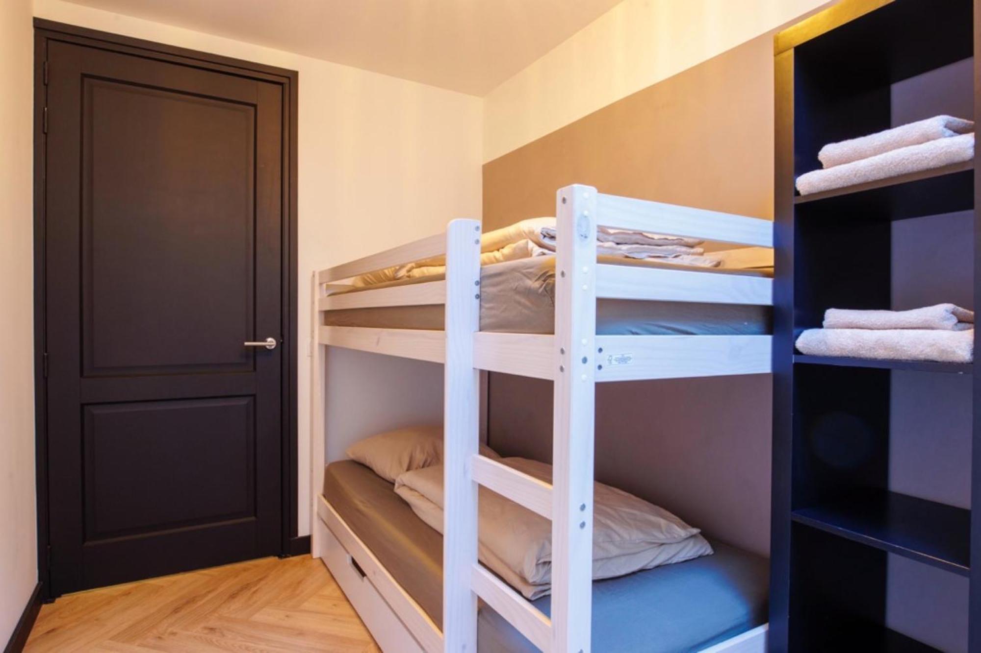 In De Mid - Prachtige Appartementen In Hartje Joure Bagian luar foto