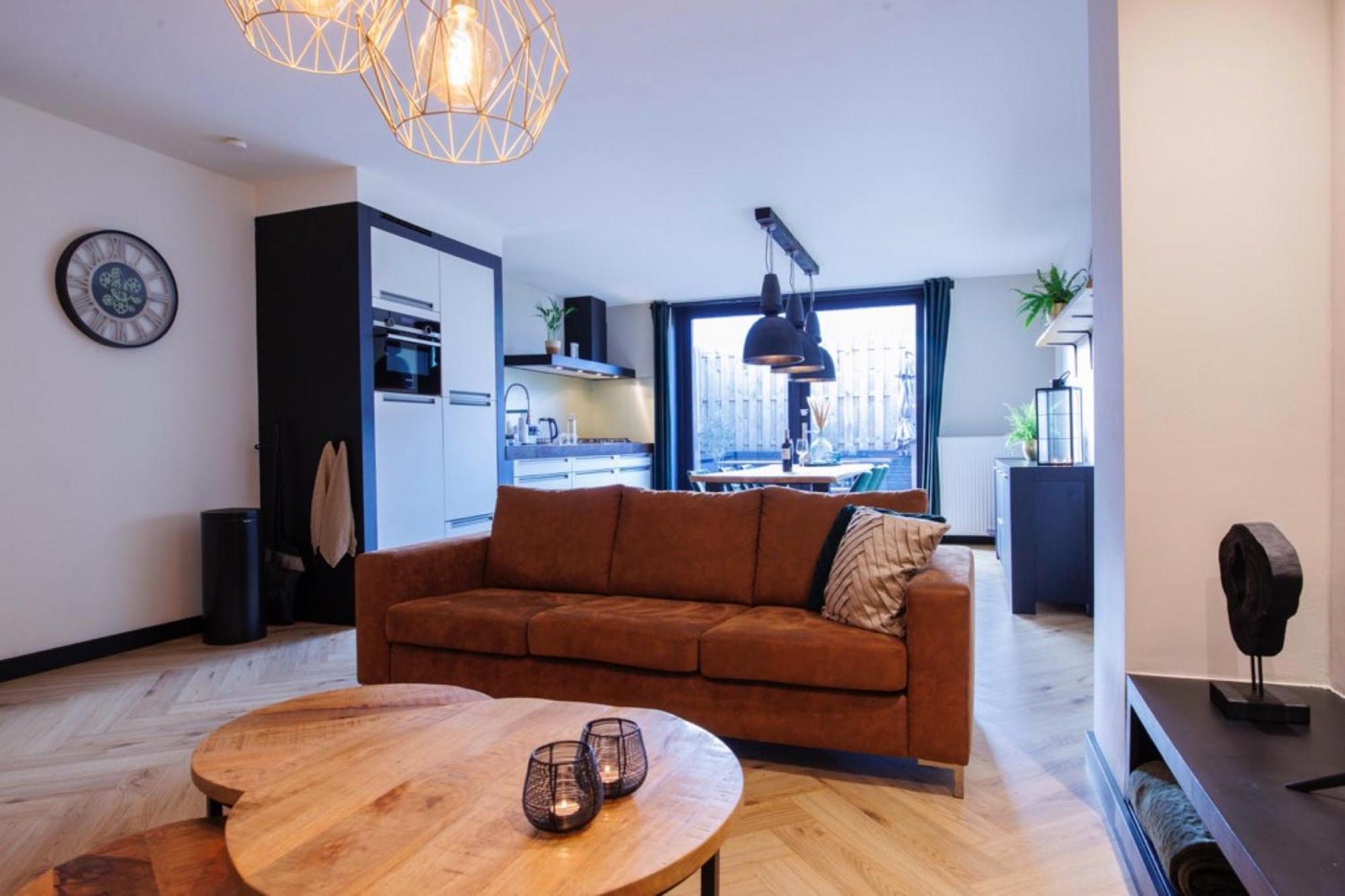 In De Mid - Prachtige Appartementen In Hartje Joure Bagian luar foto